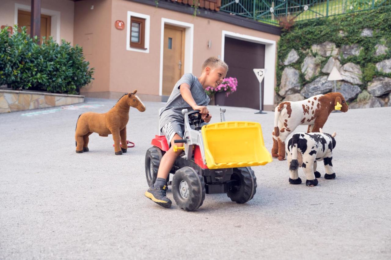 Familienbauernhof Samerhof ฟาร์แวร์เฟน ภายนอก รูปภาพ